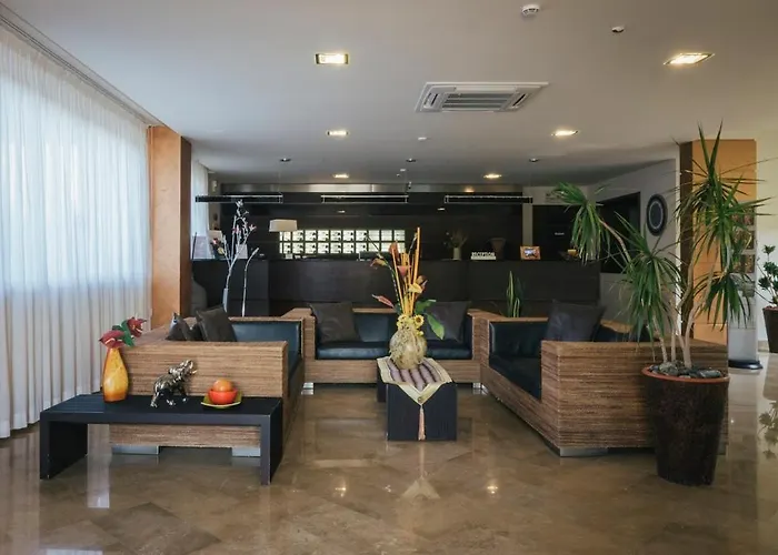 Costa Azul فندق باليستراتي