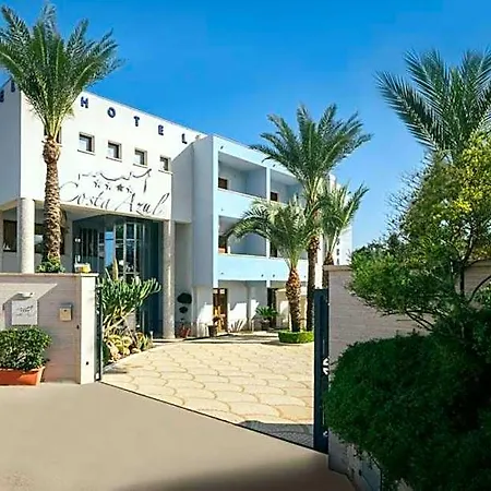 Costa Azul 4*